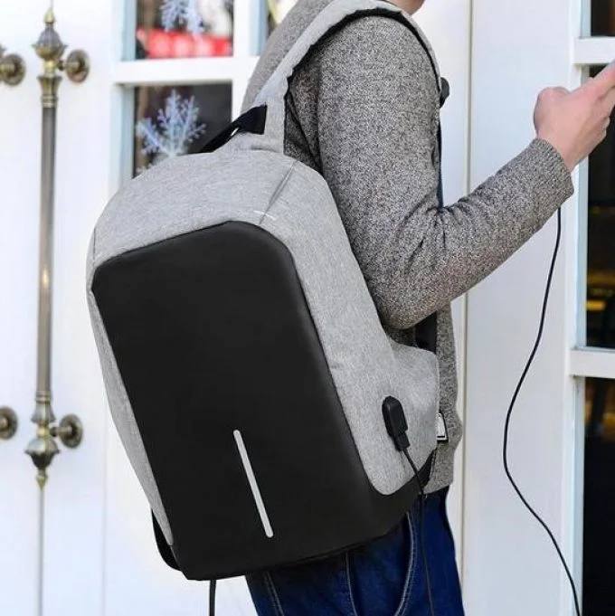 Bolso Mochila Antirrobo Con Cable Usb